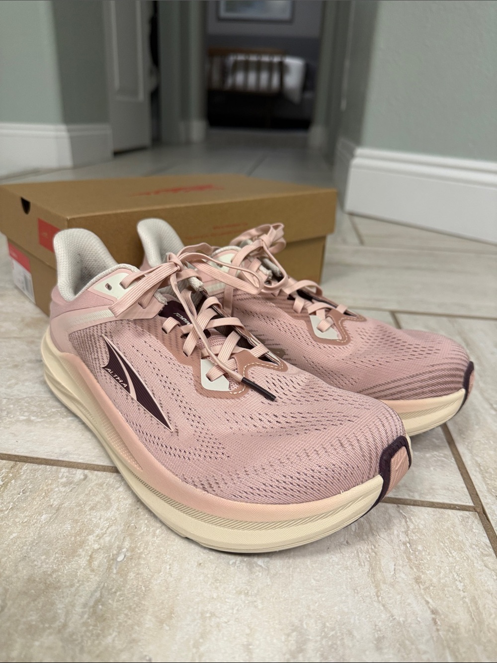 NWT Altra Torin 8 Running Shoes Dusty Pink 9 - Picture 6 of 16
